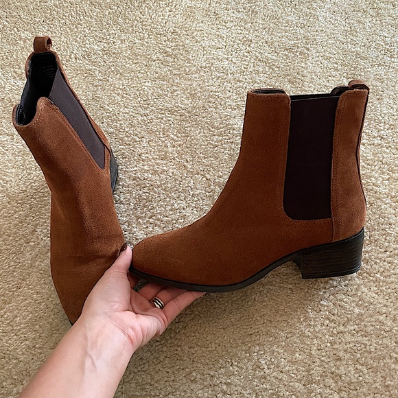Kenneth Cole Reaction Shoes - Kenneth Cole Reaction Suede Salt Chelsea Ankle Boots